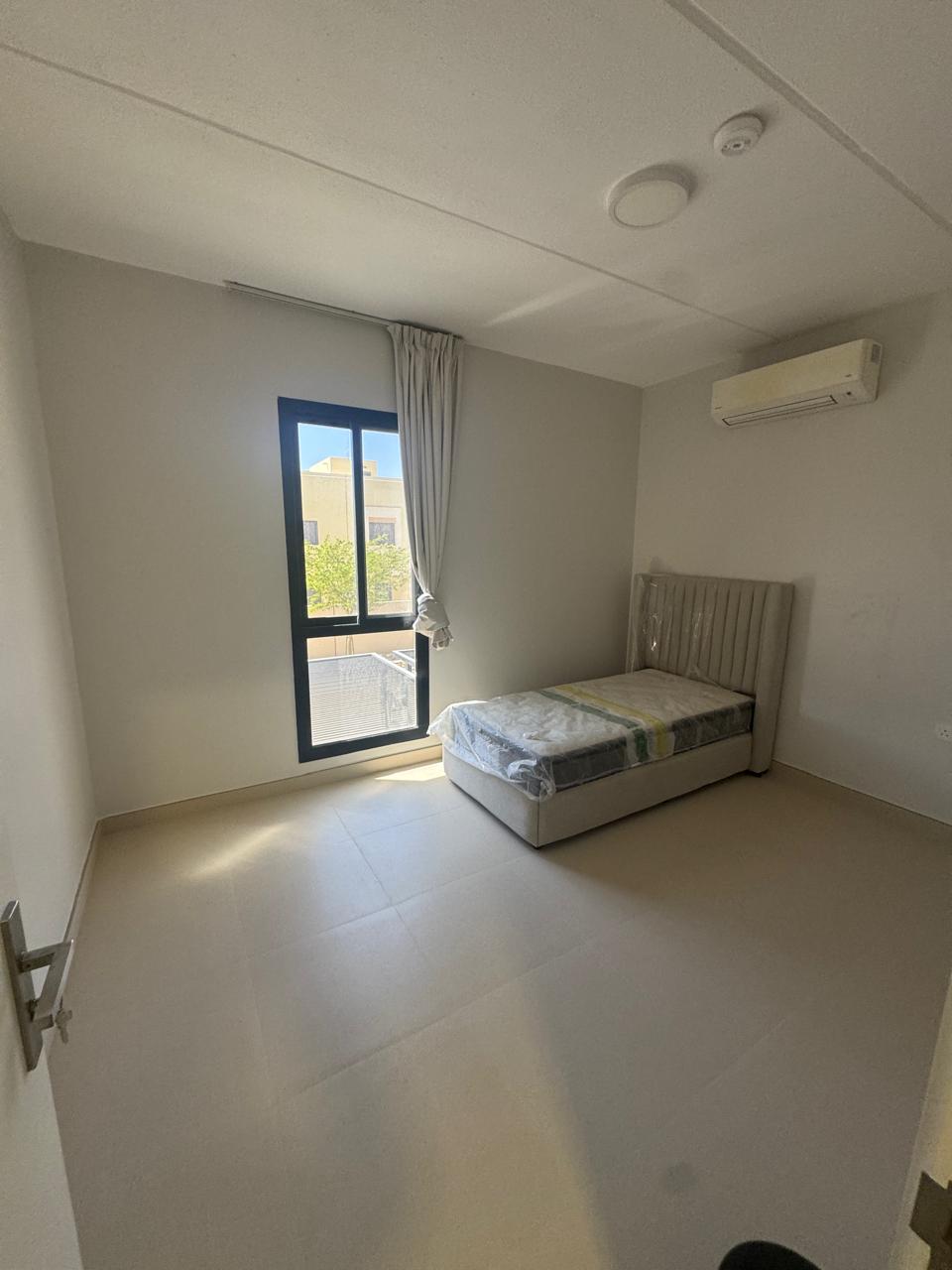  🏡 *Modern Townhouse for Rent in Sedra (Roshn) – Stylish & Family-Friendly* 👨‍👩‍👧‍👦